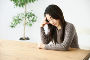 女性がストレスによって薄毛になるとか