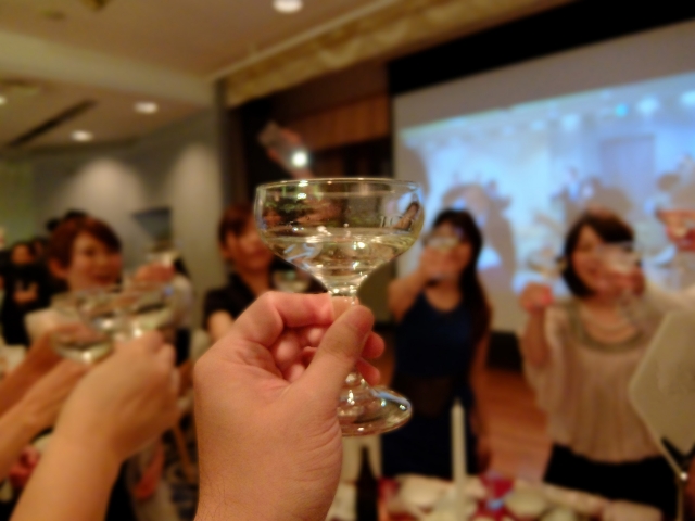 結婚式に呼ばれたときに産後薄毛が気になった。